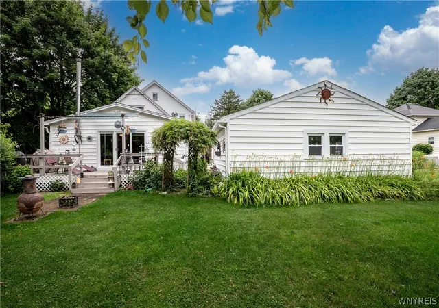5th image of 2682 New Rd, Porter, NY 14131 | MLS# B1693709