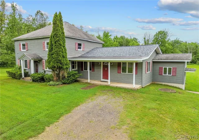 Photo 2 of Single family home for sale at 42 Grafton Sq Rd, Parish, NY 13131 | MLS# S1693644 | Listing updated on 2026-08-04