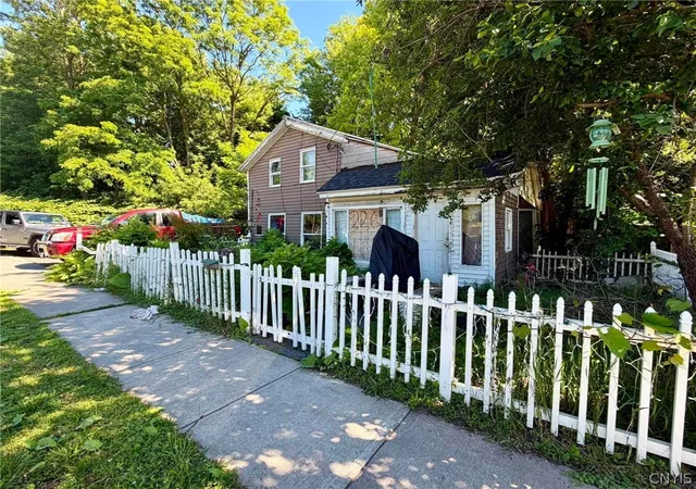 Homes for sale in Watertown City, NY | 226 Main Ave, Watertown City, NY 13601 | MLS# S1693478