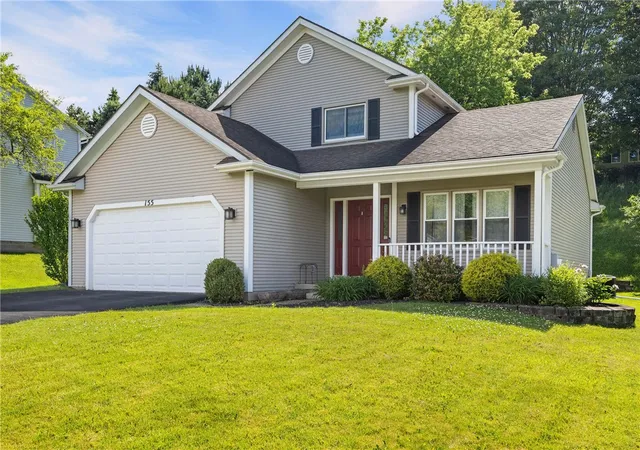 3rd image of 155 Brook Trout Ln, Irondequoit, NY 14622 | MLS# R1689991