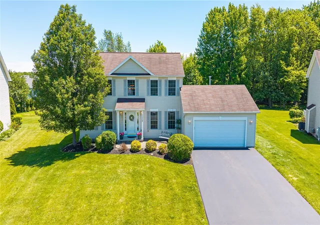 1st image of 1154 Sweet Creek Cir, Webster, NY 14580 | MLS# R1692755
