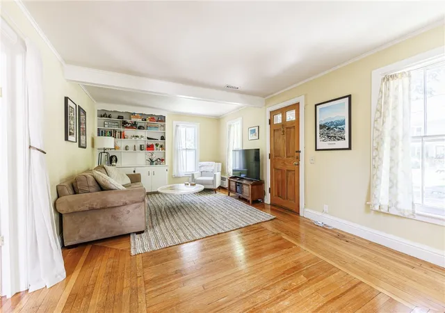 Homes for sale in Perinton, NY | 37 East St, Perinton, NY 14450 | MLS# R1692278