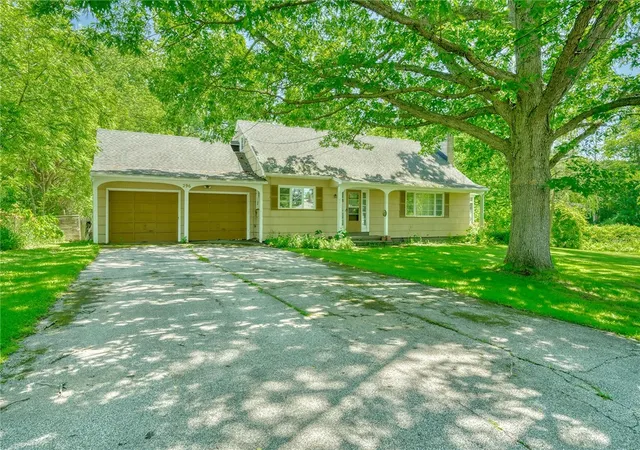 1st image of 296 Kirk Rd, Rochester, NY 14612 | MLS# R1693771