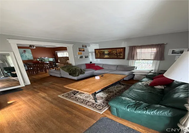 Photo 4 of Single family home for sale at 7 Vandenbosch Ave, Auburn, NY 13021 | MLS# S1693784 | Listing updated on 2026-07-15
