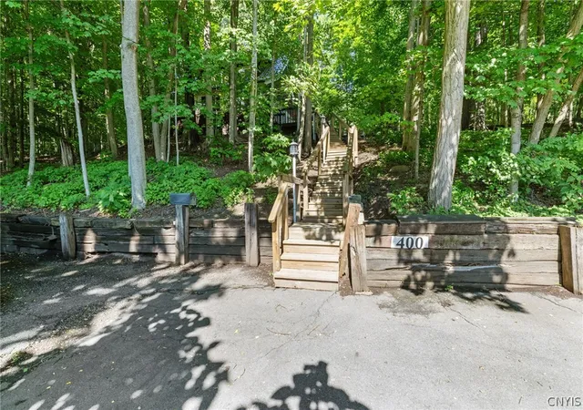 2nd image of 400 Richfield Ave, Syracuse, NY 13205 | MLS# S1693353