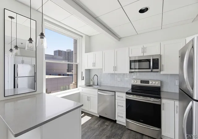 5th image of 108 W Jefferson St #702, Syracuse, NY 13202 | MLS# S1692949