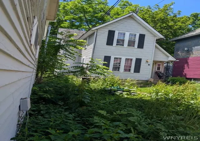 Photo 4 of Single family home for sale at 211 N 6th Street, Olean, NY 14760 | MLS# B1693444 | Listing updated on 2026-07-29