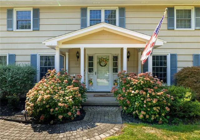 Homes for sale in Penfield, NY | 47 Hillrise Dr, Penfield, NY 14526 | MLS# R1693312