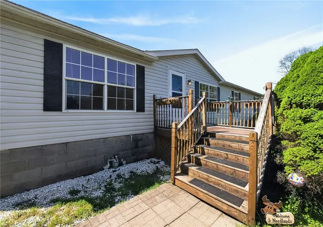 Homes for sale in Manchester, NY | 3749 State Route 96, Manchester, NY 14548 | MLS# R1693832