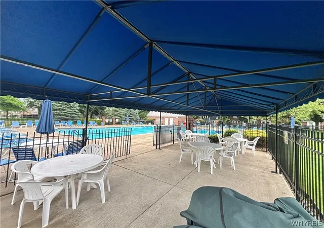 2nd image of 40 Hamlin Sq, Buffalo, NY 14221