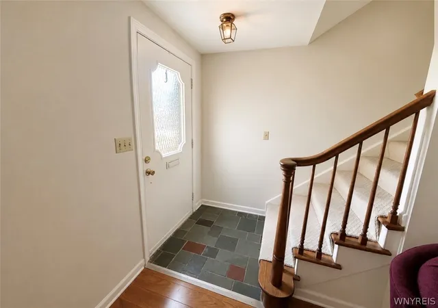 4th image of 40 Hamlin Sq #E, Buffalo, NY 14221 | MLS# B1693679