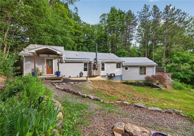 1st image of 7126a Boston Cross Rd, Boston, NY 14025 | MLS# B1693051