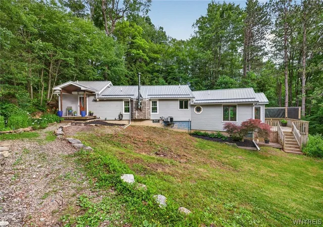 2nd image of 7126a Boston Cross Rd, Boston, NY 14025 | MLS# B1693051