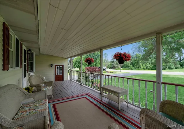 Photo 4 of Sale Pending at 12083 Genesee St, Alden, NY 14004 | MLS# B1692905 | Listing updated on 2026-07-21