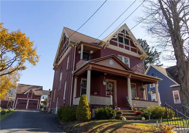 Homes for sale in Binghamton, NY | 109 S Washington St, Binghamton, NY 13903 | MLS# R1693824