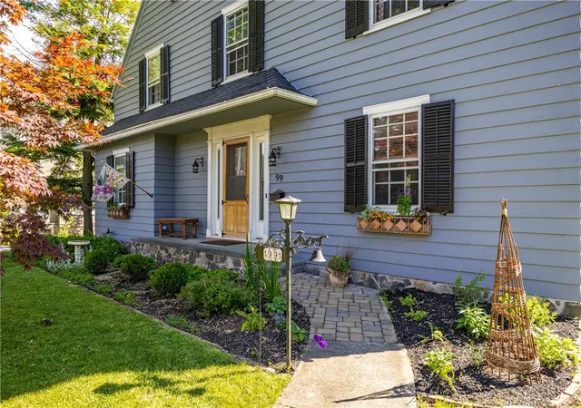 Homes for sale in Canandaigua City, NY | 99 Hubbell St, Canandaigua City, NY 14424 | MLS# R1690964