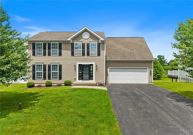 Homes for sale in Clay, NY | 5549 Bingley Ln, Clay, NY 13041 | MLS# S1693800