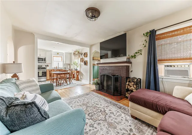 5th image of 30 Cliffordale Park, Irondequoit, NY 14609 | MLS# R1693088