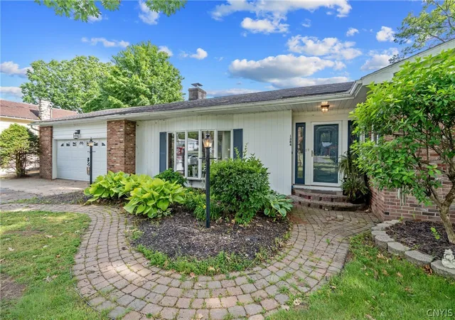 Homes for sale in Vienna, NY | 1384 State Route 49, Vienna, NY 13042 | MLS# S1693887