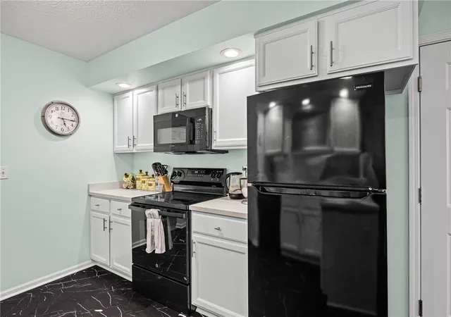5th image of 202 Twin Pines Ct, Rochester, NY 14616 | MLS# R1693808