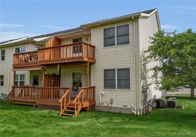 Homes for sale in Amherst, NY | 3 Keph Dr #8, Amherst, NY 14228 | MLS# B1692256