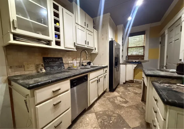 2nd image of 159 Seager St, Rochester, NY 14620 | MLS# R1693495
