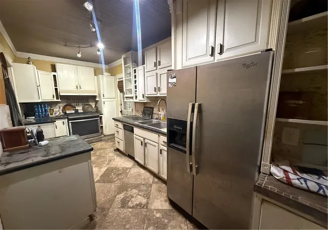 3rd image of 159 Seager St, Rochester, NY 14620 | MLS# R1693495