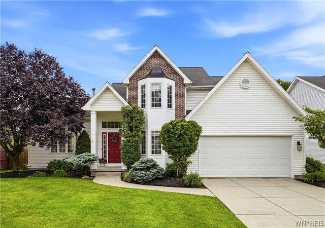 1st image of 31 Stubwoode Dr, East Amherst, NY 14051 | MLS# B1693751