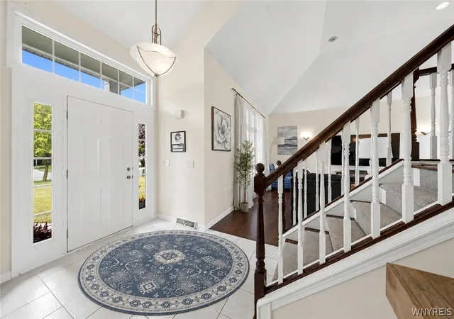 5th image of 31 Stubwoode Dr, East Amherst, NY 14051 | MLS# B1693751