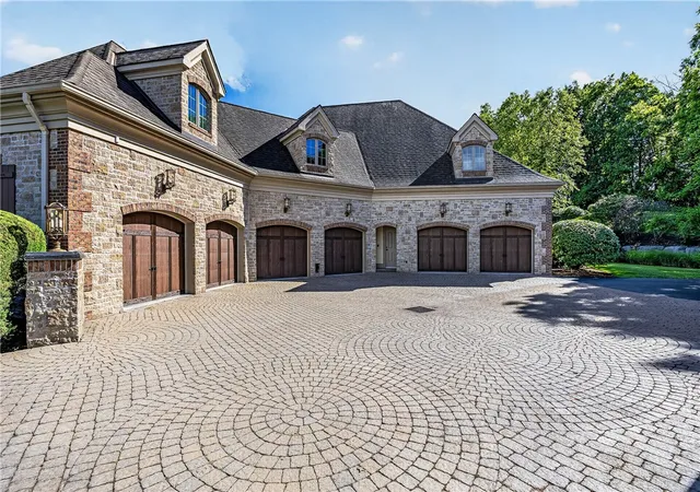 3rd image of 5 Boulder Creek Dr, Rush, NY 14543 | MLS# R1691507