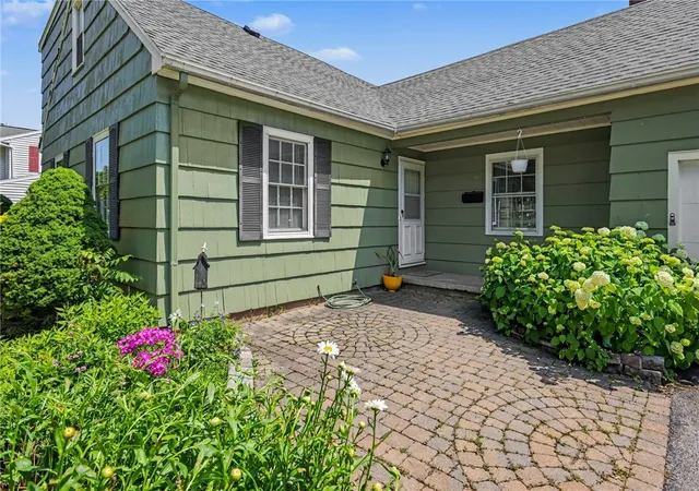 1st image of 67 Dunrovin Ln, Rochester, NY 14618 | MLS# R1693779