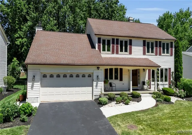 Homes for sale in Amherst, NY | 178 Daven Dr Dr, Amherst, NY 14068 | MLS# B1693777