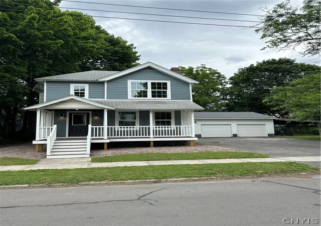 Photo 1 of Single family home for sale at 8 Delevan St, Auburn, NY 13021 | MLS# S1693987 | Listing updated on 2026-07-22