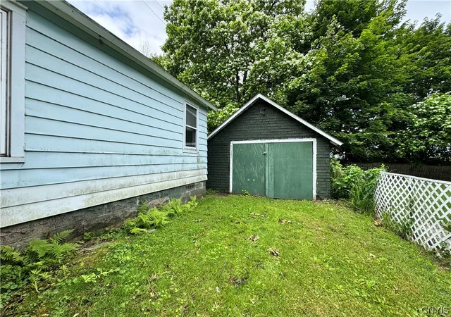 Homes for sale in Fulton, NY | 370 Broadwell Ave, Fulton, NY 13069 | MLS# S1690258