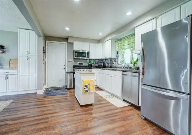 Photo 3 of Sale Pending at 243 Eden Ln, Rochester, NY 14626 | MLS# R1693916 | Listing updated on 2026-07-07