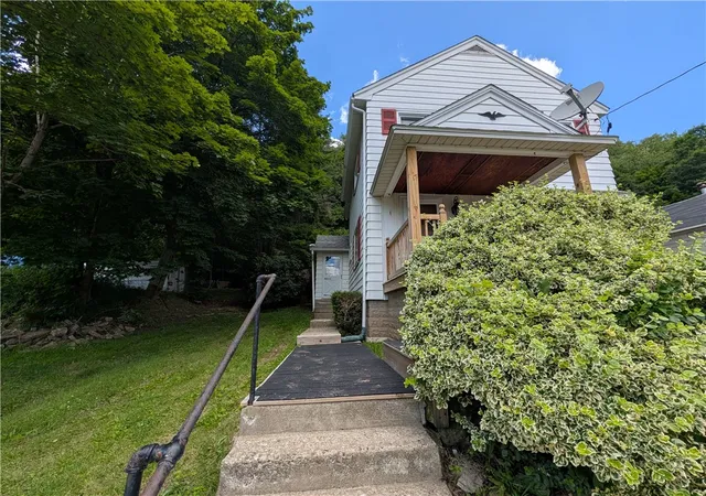 Homes for sale in Bradford City, PA | 45 Belleview Ave, Bradford City, PA 16701 | MLS# R1694023