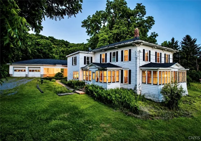 Photo 1 of Single family home for sale at 2582 Pompey Holw Rd, Cazenovia, NY 13035 | MLS# S1693256 | Listing updated on 2026-07-26