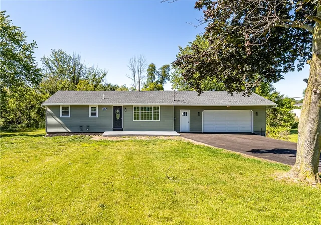 Homes for sale in Clarkson, NY | 9678 W Ridge Rd, Clarkson, NY 14420 | MLS# R1693983