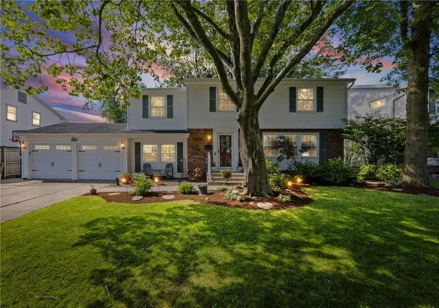 1st image of 147 Pin Oak Dr, Buffalo, NY 14221 | MLS# R1693547