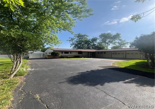 Homes for sale in Amherst, NY | 4524 Sheridan Dr, Amherst, NY 14221 | MLS# B1692754