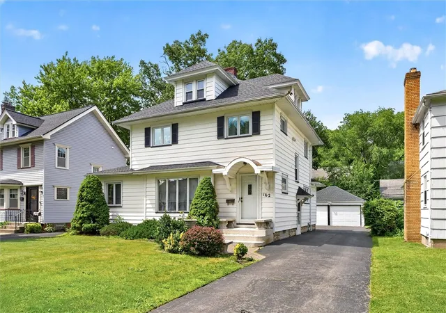 2nd image of 162 Belcoda Dr, Irondequoit, NY 14617 | MLS# R1693778