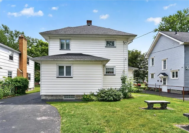 3rd image of 162 Belcoda Dr, Irondequoit, NY 14617 | MLS# R1693778