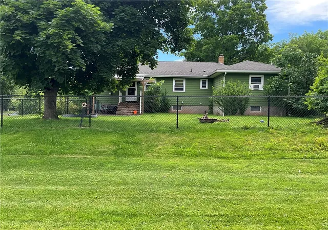 Homes for sale in Gaines, NY | 262 N Main St, Gaines, NY 14411 | MLS# R1693960
