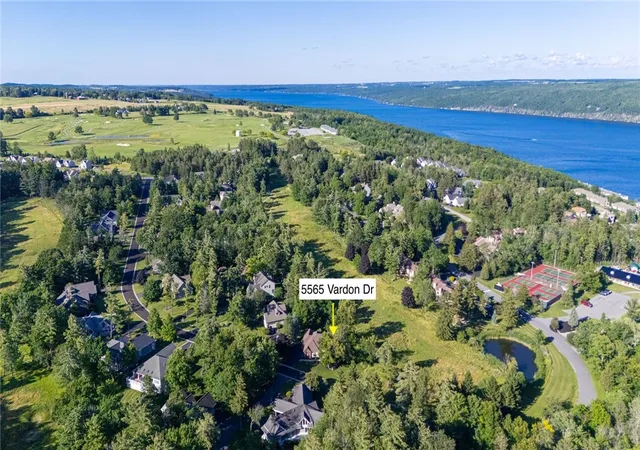 Photo 2 of Sale Pending at 5565 Vardon Dr, Canandaigua, NY 14424 | MLS# R1693581 | Listing updated on 2026-07-31