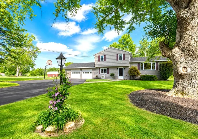2nd image of 4317 Cream Ridge Rd, Macedon, NY 14502 | MLS# R1693772