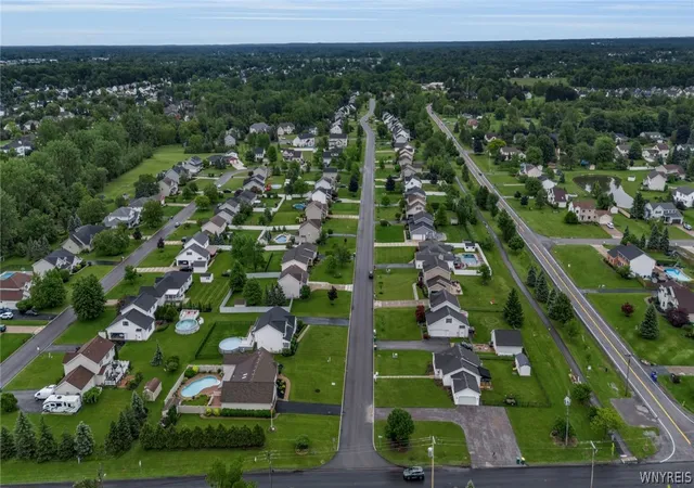 49th image of 8892 Michael Douglas Dr, Clarence Center, NY 14032 | MLS# B1693738