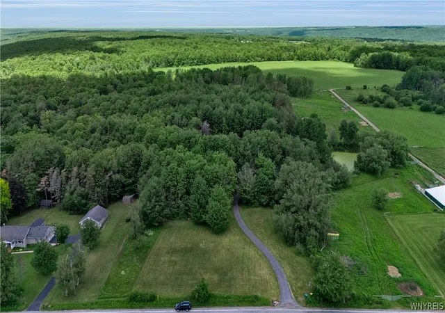 5th image of 12940 Sanders Hill Rd, Holland, NY 14080 | MLS# B1693310
