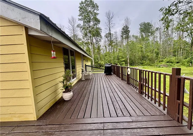 Photo 3 of Single family home for sale at 19 Miner Rd, Oswego, NY 13126 | MLS# R1694079 | Listing updated on 2026-08-04