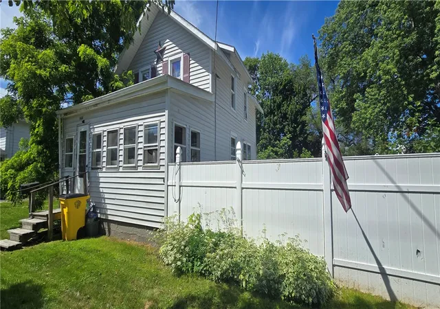Homes for sale in Elmira City, NY | 900 Erie St, Elmira City, NY 14904 | MLS# R1694111