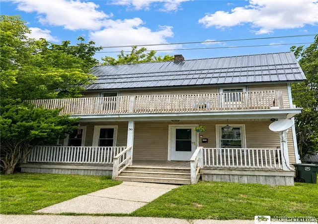1st image of 36 Kinney St, Jamestown, NY 14701 | MLS# R1694033